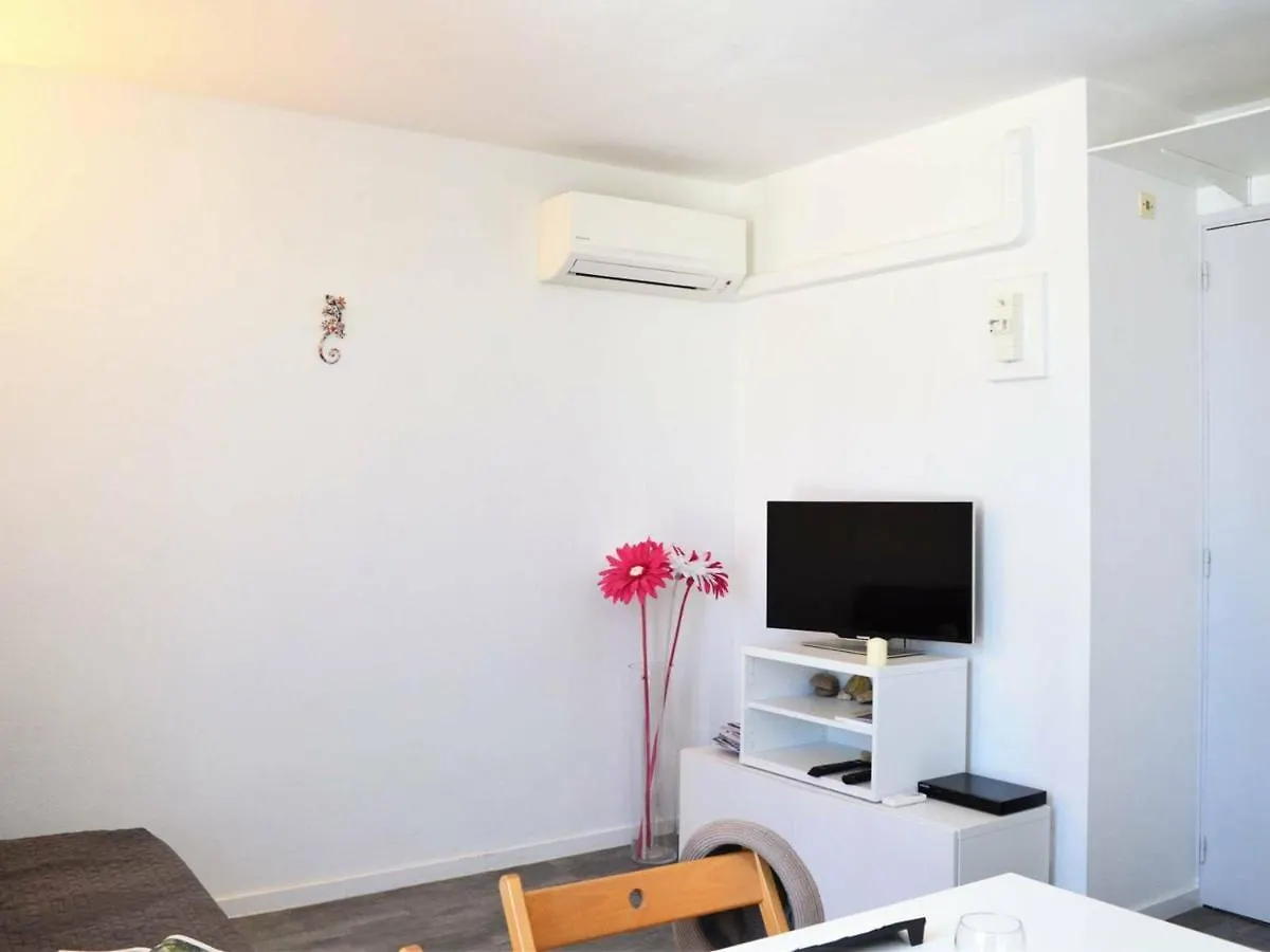 Appartement Le Lavandou, 2 pièces, 4 personnes - FR-1-251-390